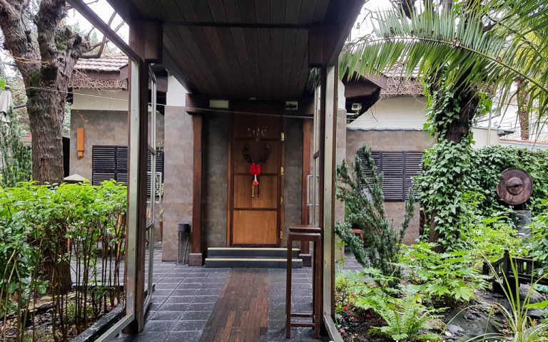 Entrada al Thai Garden 2112