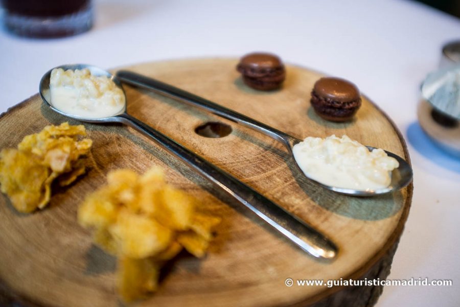 Detalle de la casa en el postre, de Santerra
