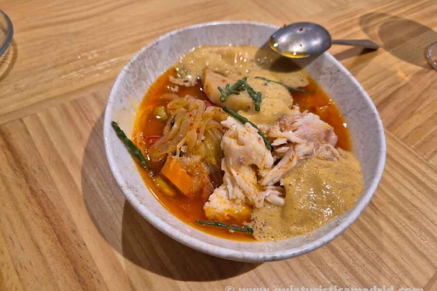 Escabeche asiático de verduras y raya